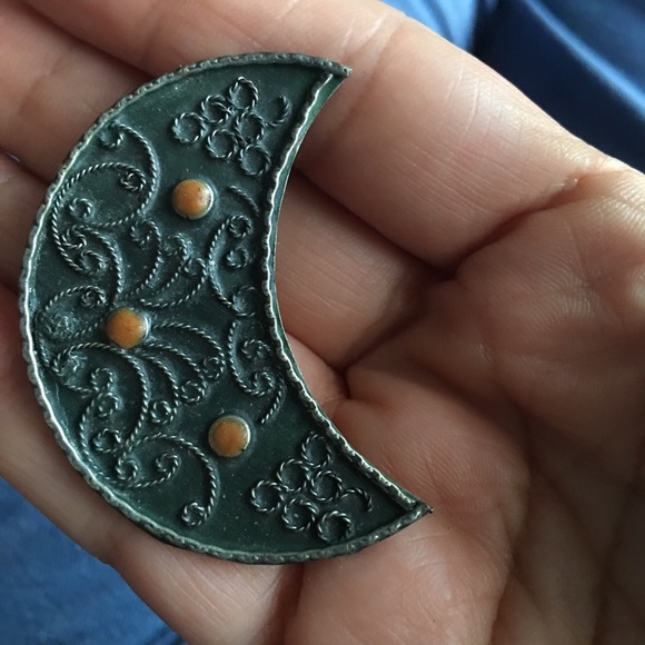 Genuine coral moon pin sterling silver - Picture 3 of 3